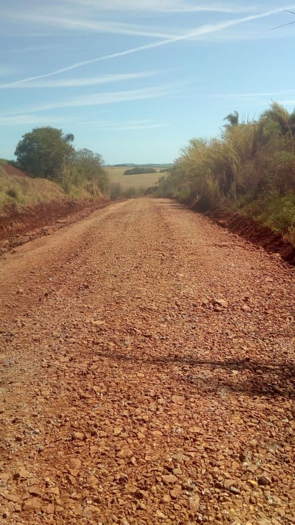 Equipe e máquinas da Infraestrutura Rural seguem em ritmo acelerado